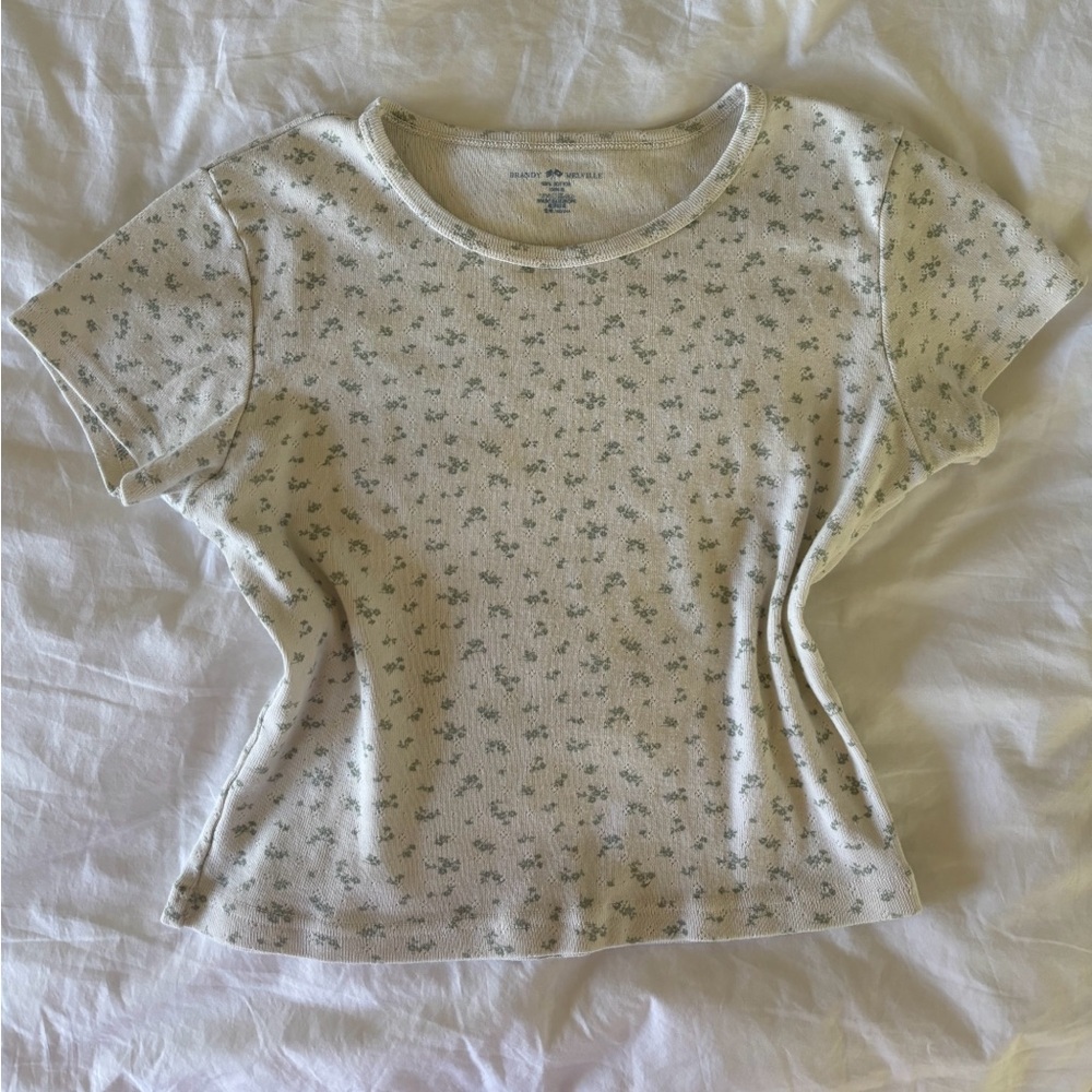 brandy melville green floral t-shirt - women’s xs